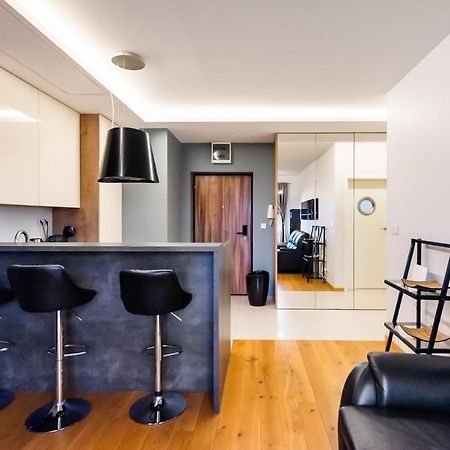 Bakalarska Modern Apartment Warsaw Exterior photo